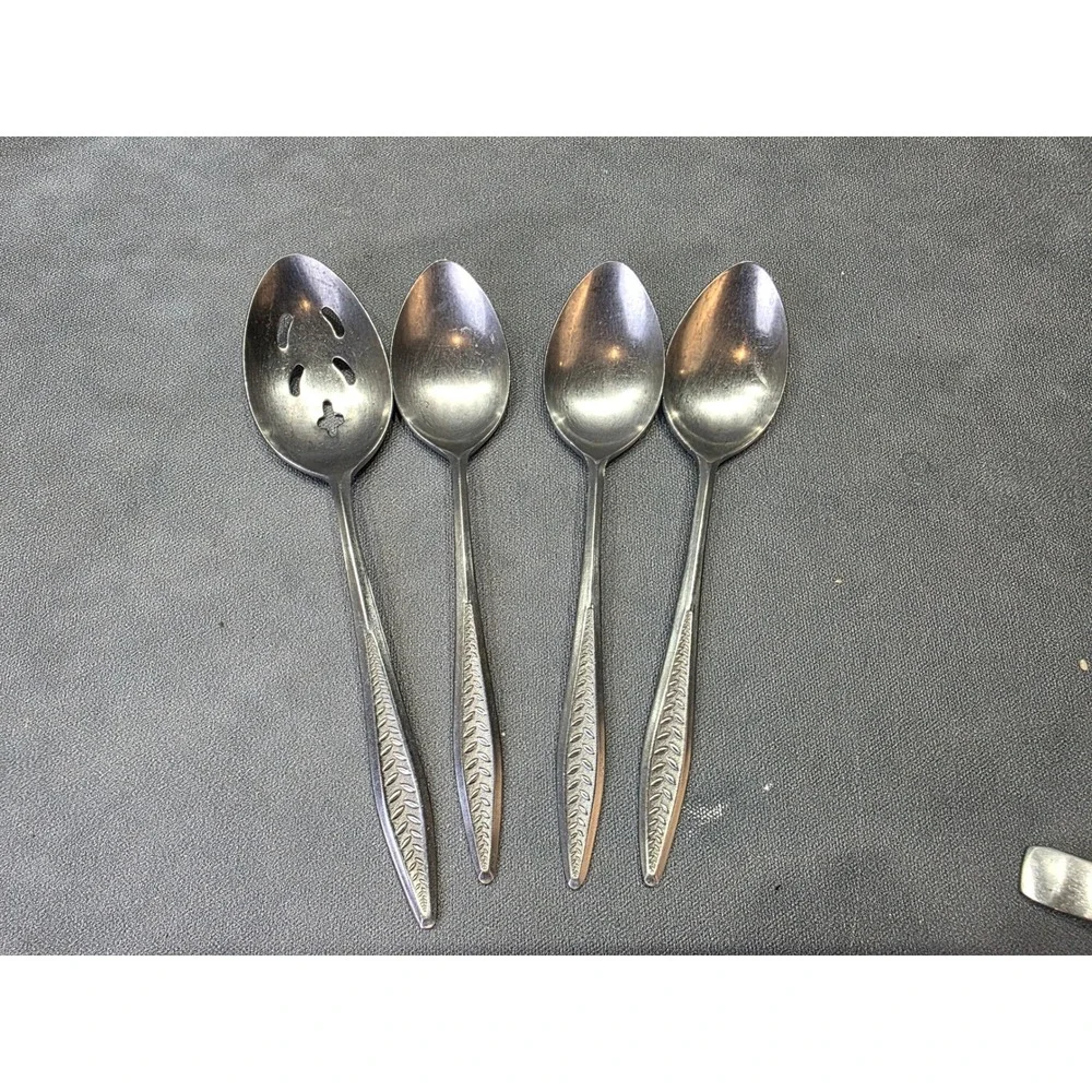 Vintage‎ Nasco Santiago Stainless Japan Spoon Set 4pc Slotted & Teaspoons Silver